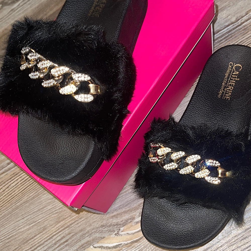 ✨ Platform Gold Chain Fur Slide ✨